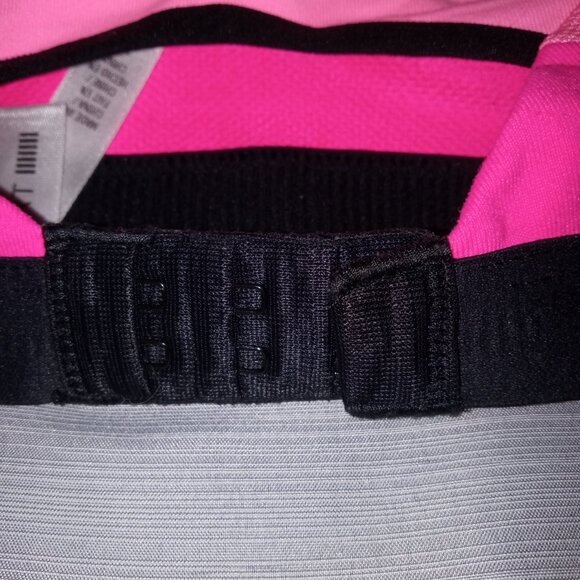 Victoria's Secret VSX The Incredible Sports Bra Pink & Black Size 32C Li… - Picture 8 of 8